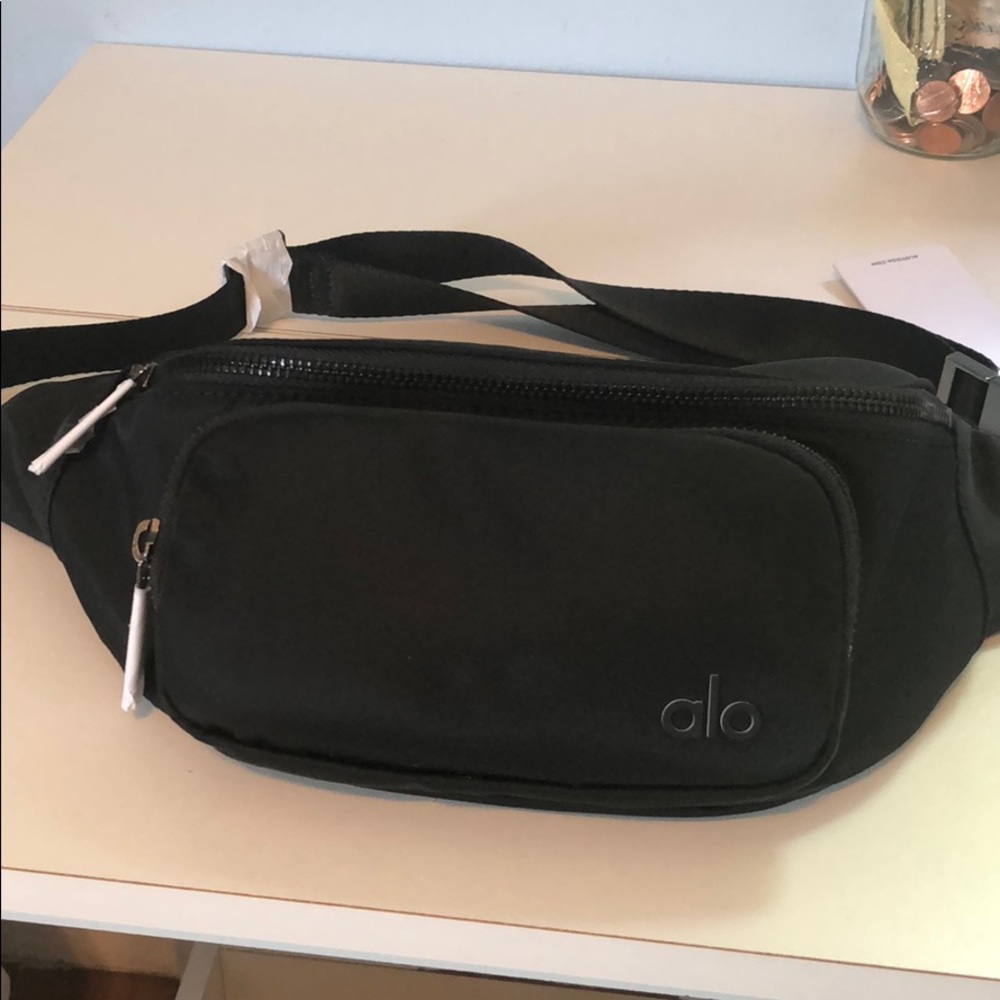 ALO Yoga Black Waist Bag / Fanny Pack